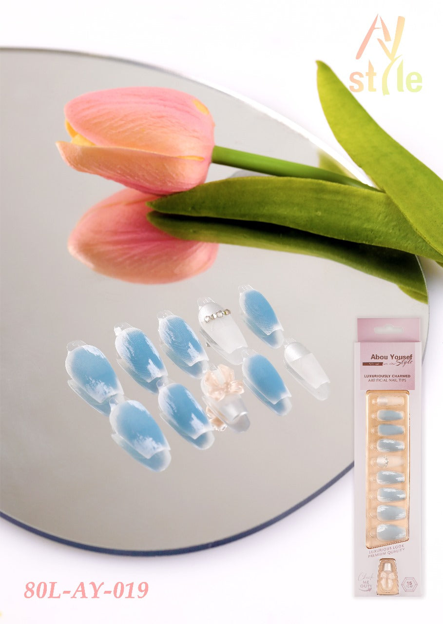 Nails - Luxuriously Charmed Strassed